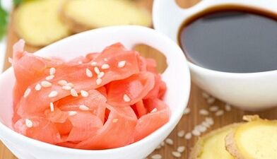 طاقت کے لئے استثنیٰ کی اچار کی جڑ
